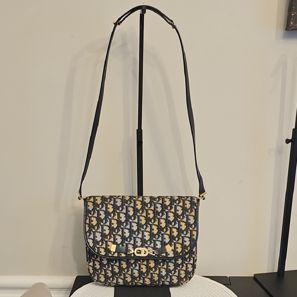 Great Vintage Christian Dior Designer Shoulder Bag - Picture 2 of 11